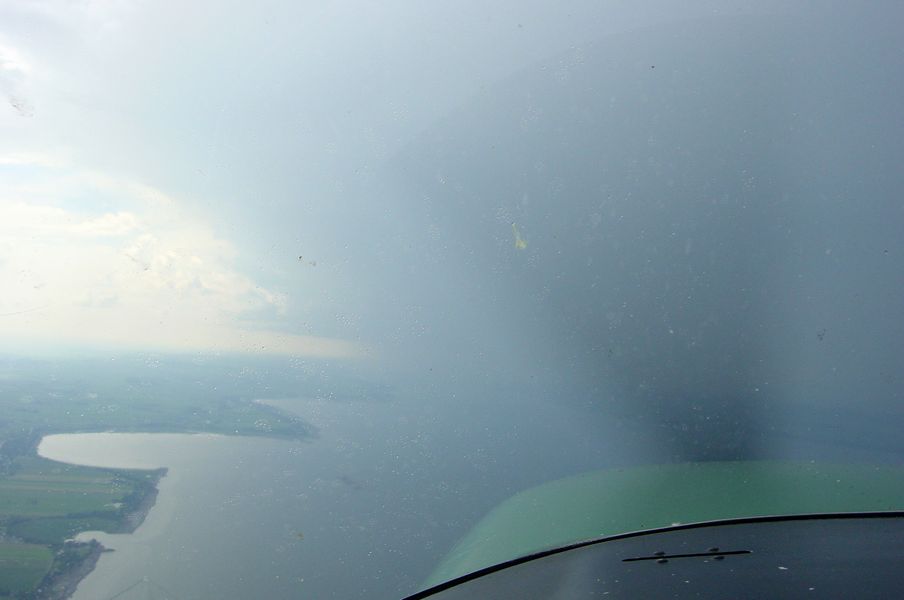 n_orage_a_l_arrivee_sur_quebec.jpg